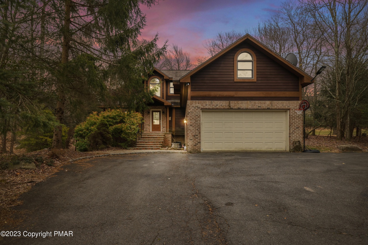 9 Woods End Lake Harmony PA 18624 MLS# PM 105469 Redfin 9 Woods End Lake Harmony PA 18624 MLS# PM 105469 Redfin