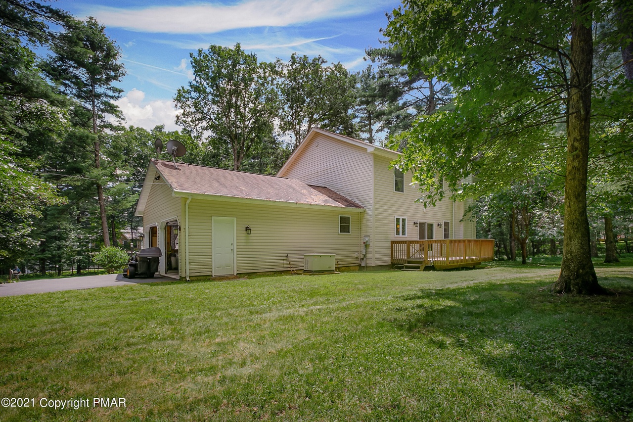 120 Pine Needle Dr, Lehighton, PA 18235 | MLS# PM-92534 | Redfin