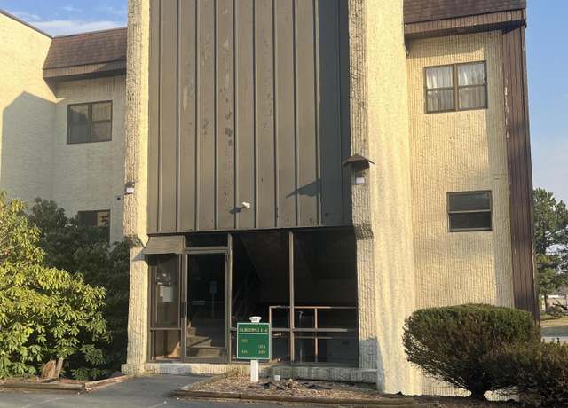 Property at 116 Foxfire Dr #105, Mount Pocono, PA 18344, 1 bed, 1 bath