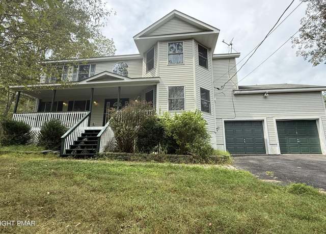 Property at 3584 Bristol Cir W, East Stroudsburg, PA 18302, 4 beds, 2.5 baths