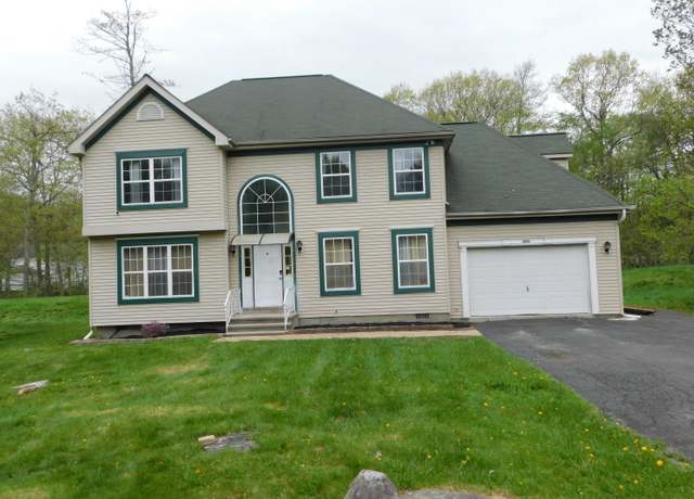 Property at 8150 Mayfair Rd, Tobyhanna, PA 18466, 3 beds, 2.5 baths