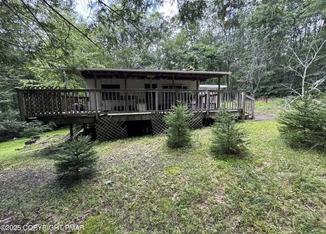 Property at 207 N Eastbrook Rd, Effort, PA 18330, 2 beds, 1 bath