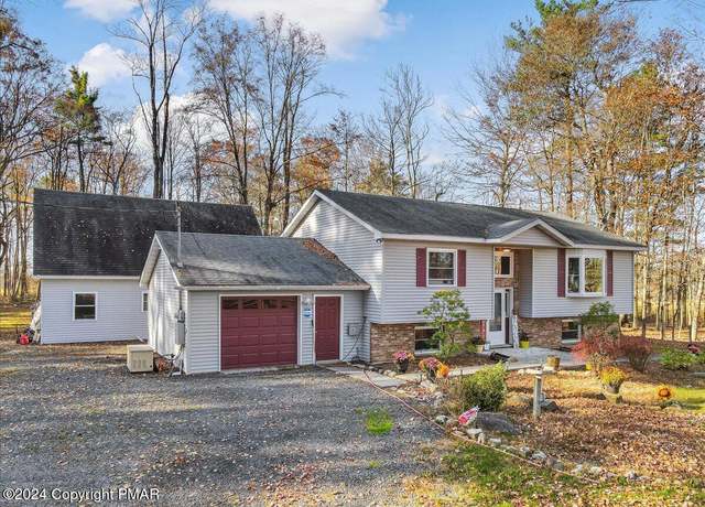 Property at 114 High Country Dr, Blakeslee, PA 18610, 3 beds, 3.5 baths