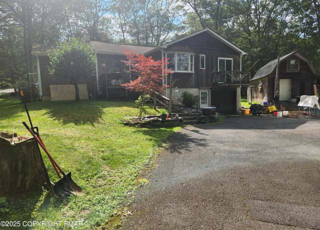 Property at 542 Post Hill Rd, Henryville, PA 18332, 2 beds, 2 baths