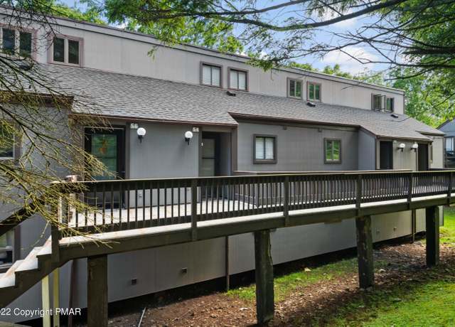 Property at 54 Slalom Way, Tannersville, PA 18372, 3 beds, 2.5 baths