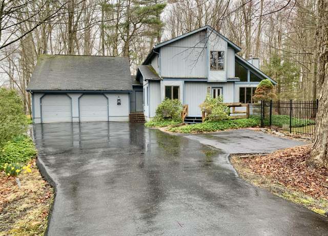 Property at 140 Anna Rd, Blakeslee, PA 18610, 3 beds, 2 baths