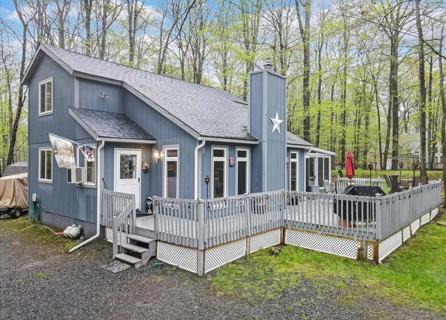 Property at 1073 Maple Dr, Pocono Lake, PA 18347, 3 beds, 2 baths