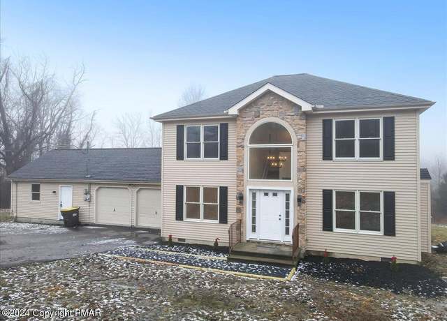 Property at 5693 Neola Rd, Stroudsburg, PA 18360, 4 beds, 2.5 baths