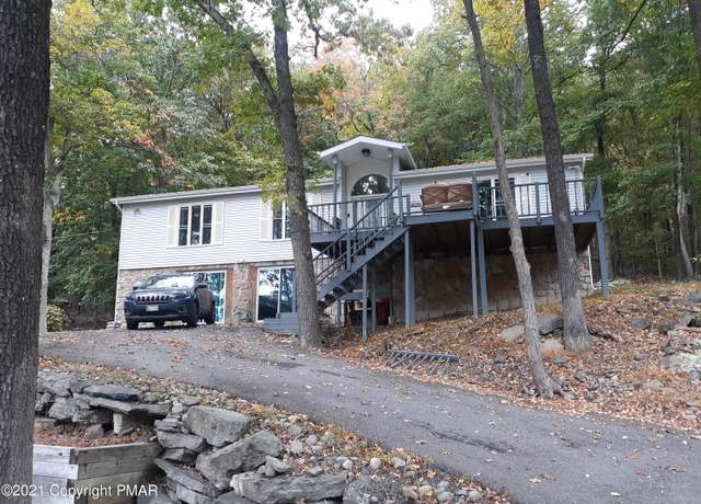 Property at 163 Radcliff Rd, Bushkill, PA 18324, 4 beds, 2.5 baths
