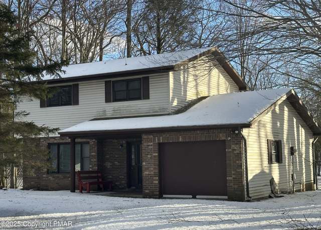 Property at 3136 Evergreen Cir, Tobyhanna, PA 18466, 3 beds, 1.5 baths