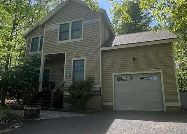 Property at 112 High Mountain Ln, Tannersville, PA 18372, 3 beds, 2.5 baths