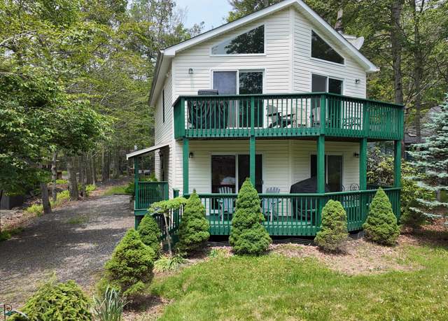 Property at 135 Tomhickon Trl, Pocono Lake, PA 18347, 4 beds, 2 baths