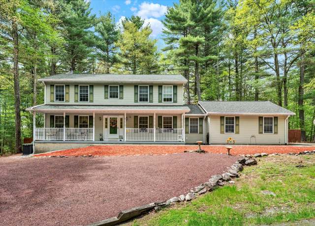 Property at 146 Bernadette Dr, Dingmans Ferry, PA 18328, 4 beds, 2.5 baths