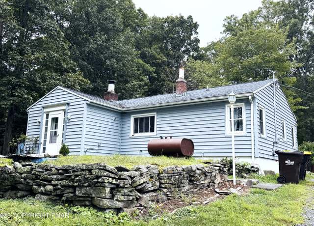 Property at 1312 Setzer Rd, Stroudsburg, PA 18360, 3 beds, 1 bath