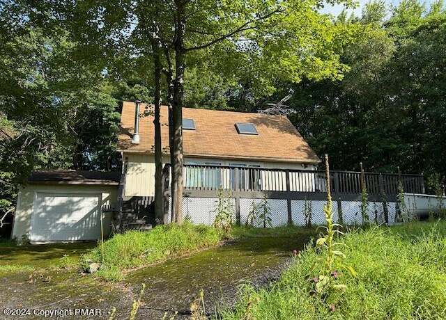 Property at 1109 Bob Cat Ct, Long Pond, PA 18334, 3 beds, 2 baths