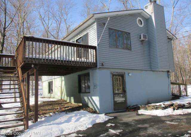 Property at 223 Wild Meadow Dr, Milford, PA 18337, 2 beds, 1 bath