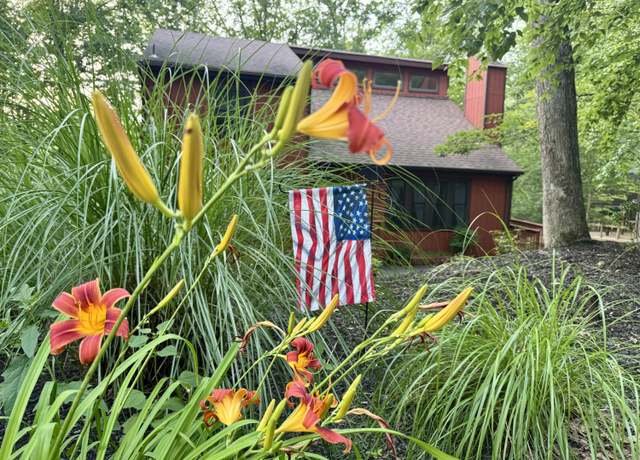 Property at 345 Canterbury Rd, Bushkill, PA 18324, 4 beds, 2.5 baths