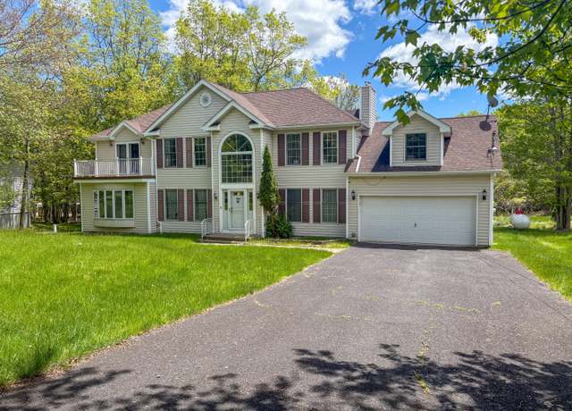 Property at 439 Cedar Dr, Long Pond, PA 18334, 4 beds, 3.5 baths