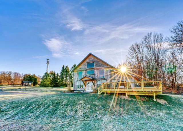 Property at 663 Sterling Rd, Sterling, PA 18463, 3 beds, 2.5 baths