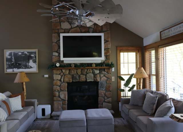 Property at 358 Juniper Ct, Tannersville, PA 18372, 3 beds, 3 baths