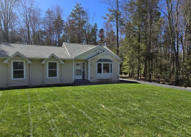 Property at 331 Mohansic Ln, Tobyhanna, PA 18466, 3 beds, 2 baths
