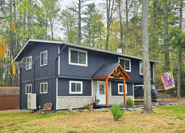Property at 128 Terrace Dr, Lakeville, PA 18438, 3 beds, 2 baths