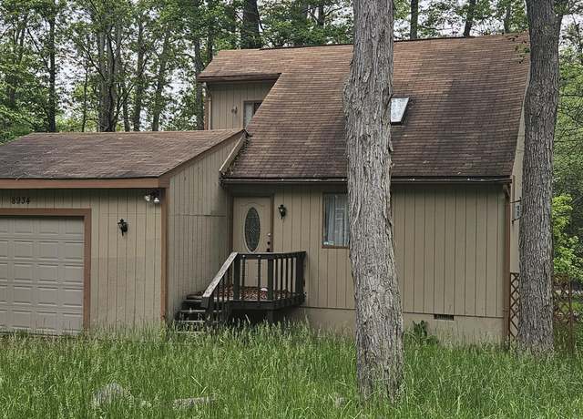 Property at 8934 Deerfield Rd, Tobyhanna, PA 18466, 3 beds, 1.5 baths