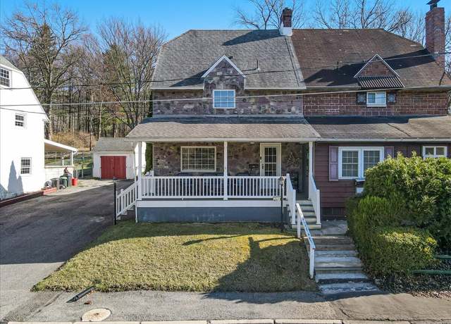 Property at 4 E Foster Ave, Coaldale, PA 18218, 3 beds, 2 baths