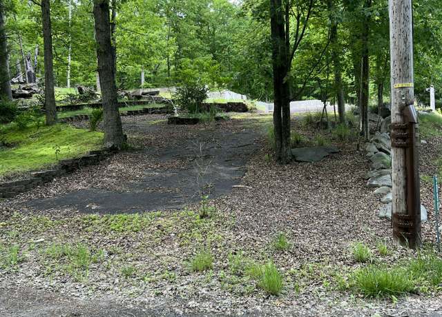 Property at 5178 Yukon Dr Dr, East Stroudsburg, PA 18302