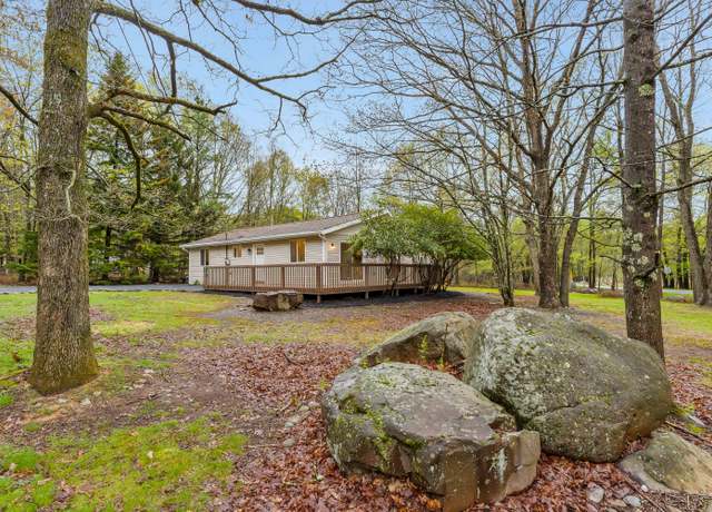 Property at 19 Mckinley Ln, Albrightsville, PA 18210, 3 beds, 1.5 baths