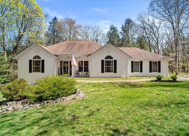 Property at 250 Grouse Run, Cresco, PA 18326, 3 beds, 2 baths