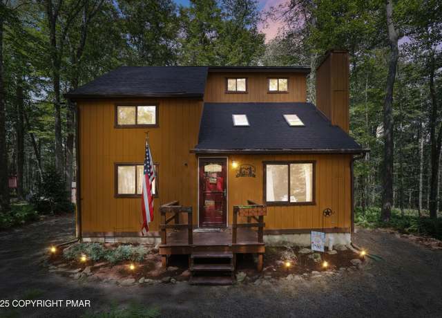 Property at 326 Tammany Dr, Pocono Lake, PA 18347, 3 beds, 1.5 baths