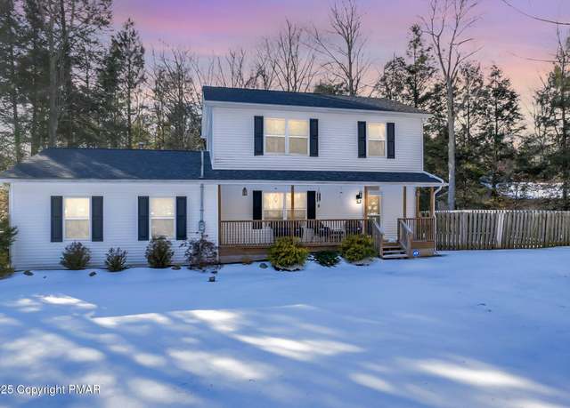 Property at 243 Greenwood Dr, Blakeslee, PA 18610, 3 beds, 2.5 baths