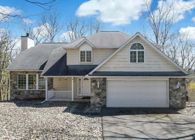 Property at 119 Wedge Ct, East Stroudsburg, PA 18302, 6 beds, 3.5 baths