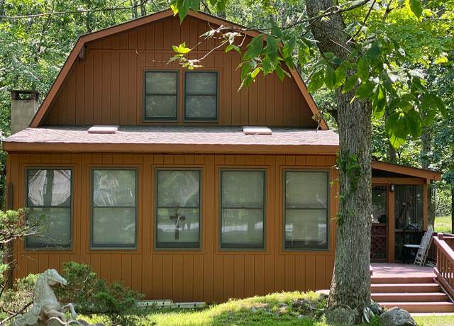 Property at 6118 Decker Rd, Bushkill, PA 18324, 3 beds, 2 baths