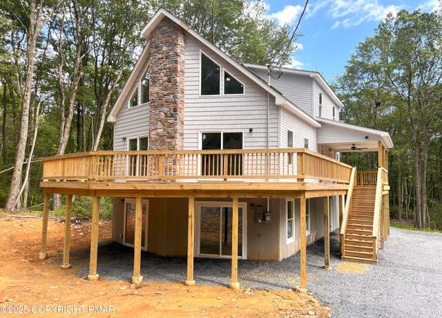Property at 30 Susquehanna Dr, Jim Thorpe, PA 18229, 4 beds, 3.5 baths