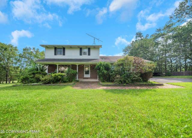 Property at 115 Heights Ct, Stroudsburg, PA 18360, 3 beds, 2.5 baths