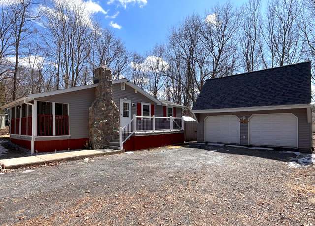 Property at 109 Sycamore Cir, Albrightsville, PA 18210, 3 beds, 1.5 baths