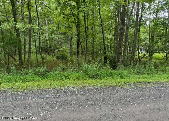 Property at Hilltop Ct, East Stroudsburg, PA 18302