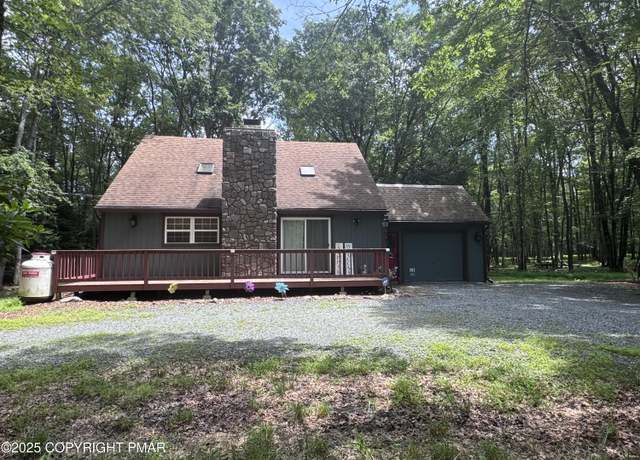 Property at 944 Old Stage Rd, Albrightsville, PA 18210, 3 beds, 2 baths