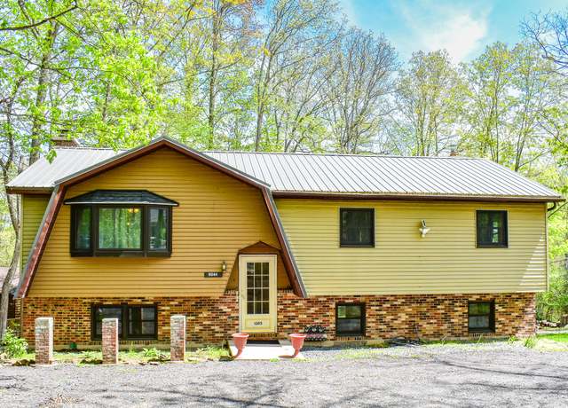 Property at 8044 Promontory Dr, White Haven, PA 18661, 3 beds, 1.5 baths