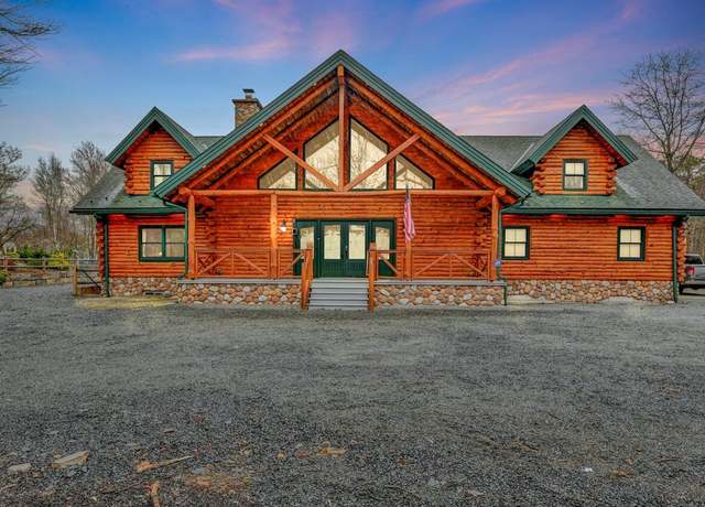 Property at 5115 White Birch Dr, Long Pond, PA 18334, 6 beds, 4.5 baths