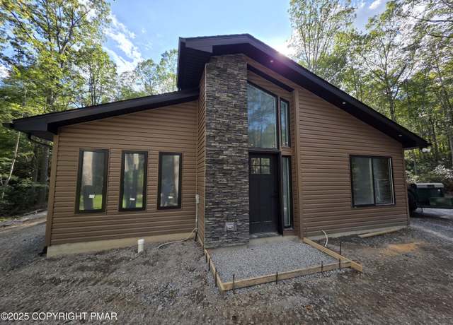 Property at 71 Forest Lake Dr, Jim Thorpe, PA 18229, 4 beds, 3 baths