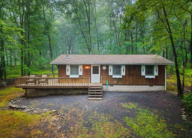 Property at 1081 Maple Lake Dr, Bushkill, PA 18324, 3 beds, 1 bath