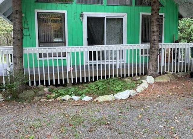 Property at 5659 Pembrook Drive Dr, Tobyhanna, PA 18466, 3 beds, 1 bath