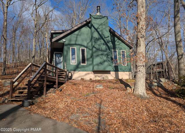 Property at 119 Bond Ct Ct, Bushkill, PA 18324, 4 beds, 2 baths