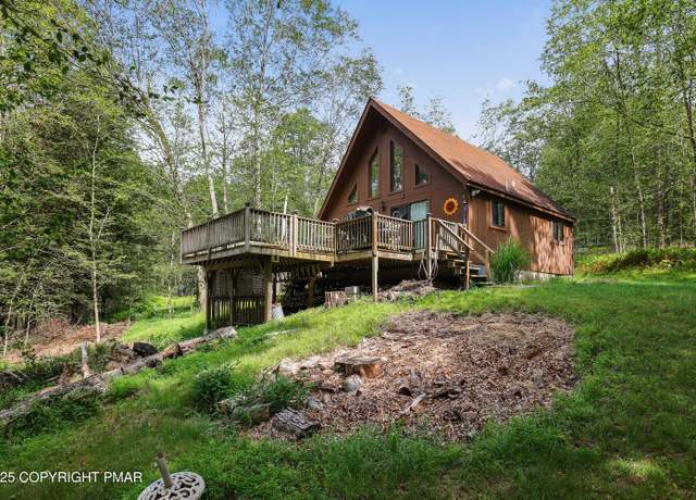 Property at 126 Fly Rod Ct, Coolbaugh Township, PA 18466, 3 beds, 1.5 baths