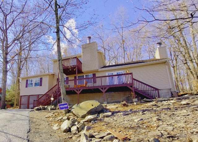 Property at 2292 Southport DR Dr, Bushkill, PA 18324, 4 beds, 2.5 baths