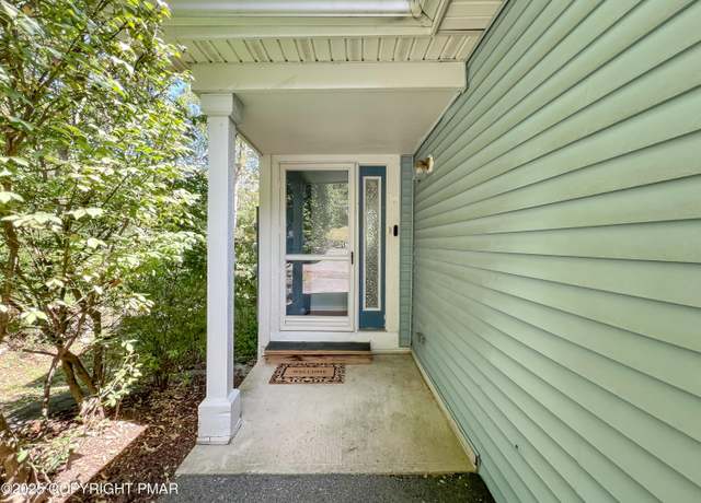 Property at 321 Inverness Dr, East Stroudsburg, PA 18302, 2 beds, 2.5 baths