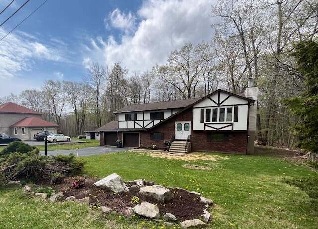 Property at 421 Glen Ridge Rd, Tobyhanna, PA 18466, 4 beds, 2.5 baths